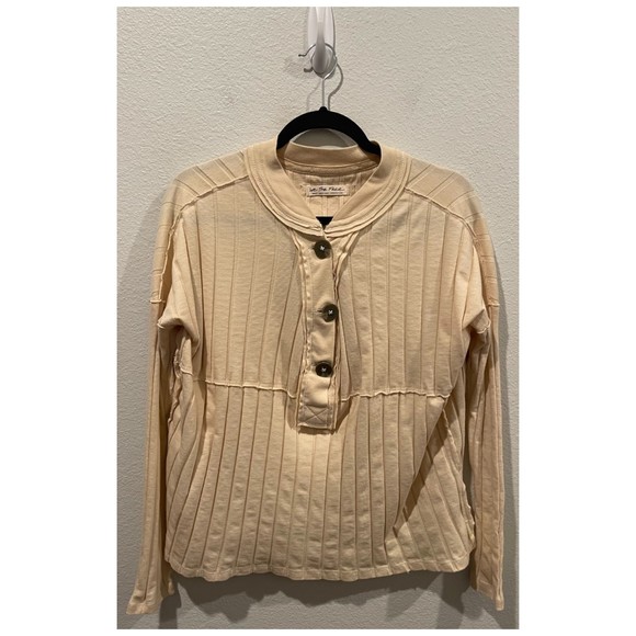 WE THE FREE In the Mix Ivory Ribbed Buttons Long Sleeve Top - Picture 2 of 4